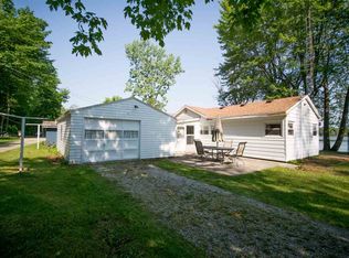 1541 S Lakeshore Dr, Albion, IN