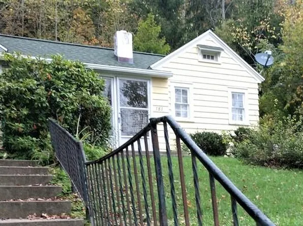 181 E State St, Wellsville, NY 14895