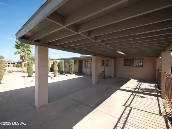 2207 S Hemlock Stra, Tucson, AZ 85713