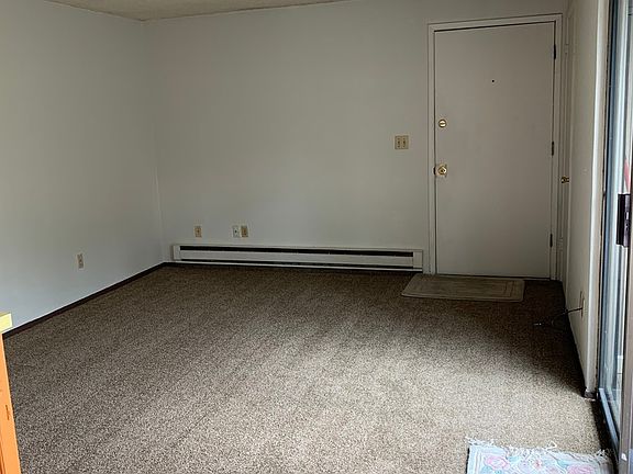 4th image of 2707 S 257th Pl APT D