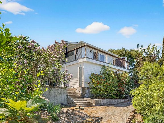 4th image of 4460 Bennett Valley Road