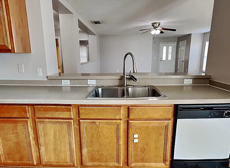 1388 N Platte Ct — Photo 2