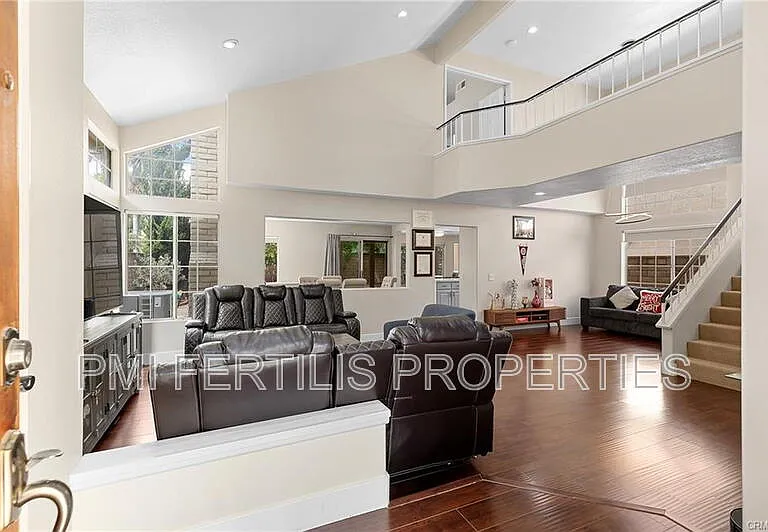 2116 Sun Ridge Dr — Photo 6