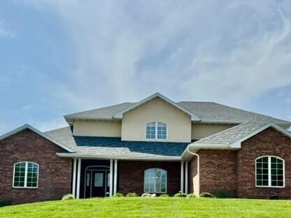 616 S Eagle Trce, Jefferson City, MO 65109