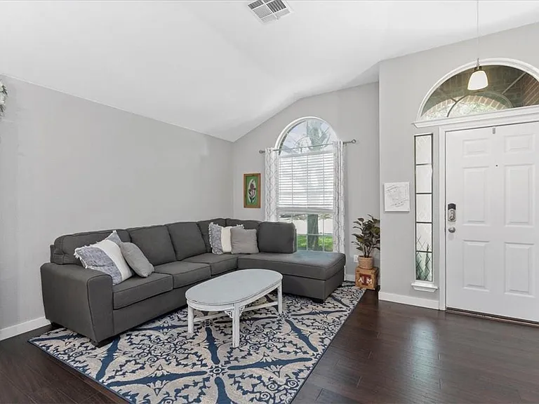 14500 Mowsbury Dr — Photo 4