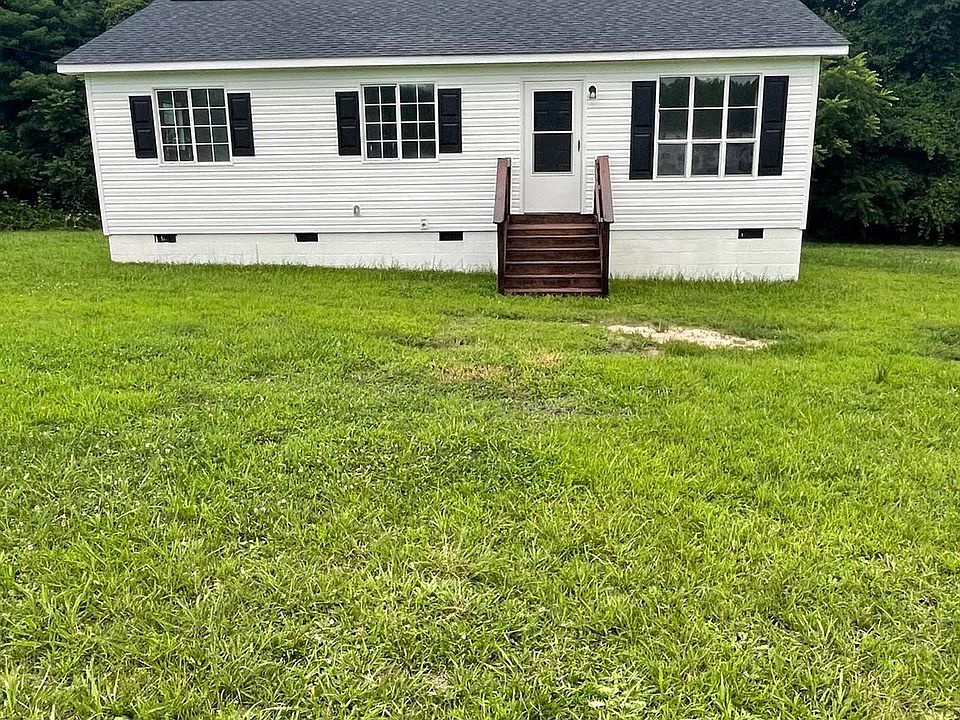 1st image of 557 Lowe Dr