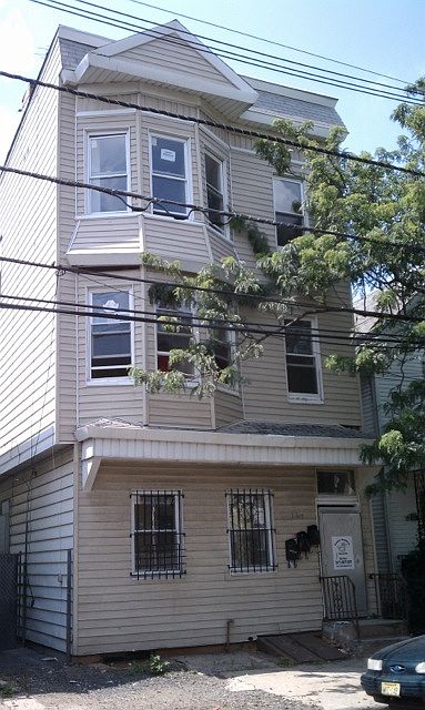 1st image of 184 Parker St #3