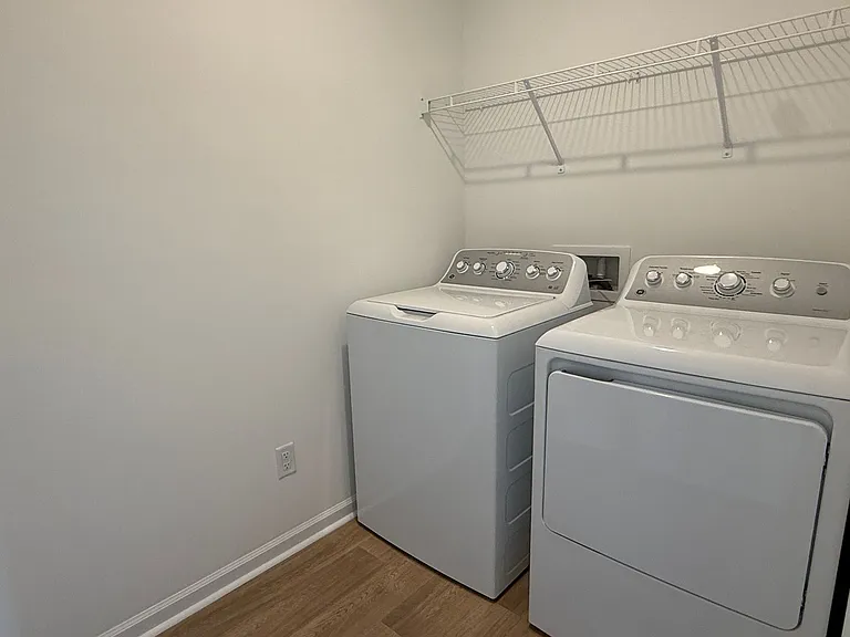 404 Silver Birch Ct — Photo 9