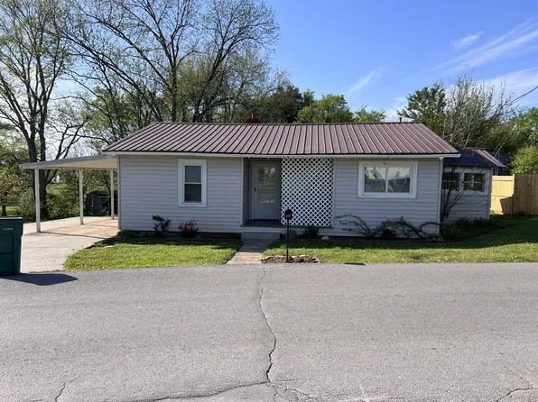 408 7th Ave NW, Winchester, TN 37398