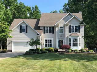 42 Big Rock Dr, Painesville, OH 44077