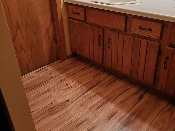 Marter bath with walk in closet