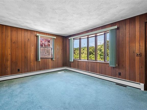 4th image of 74 Daytona Ave