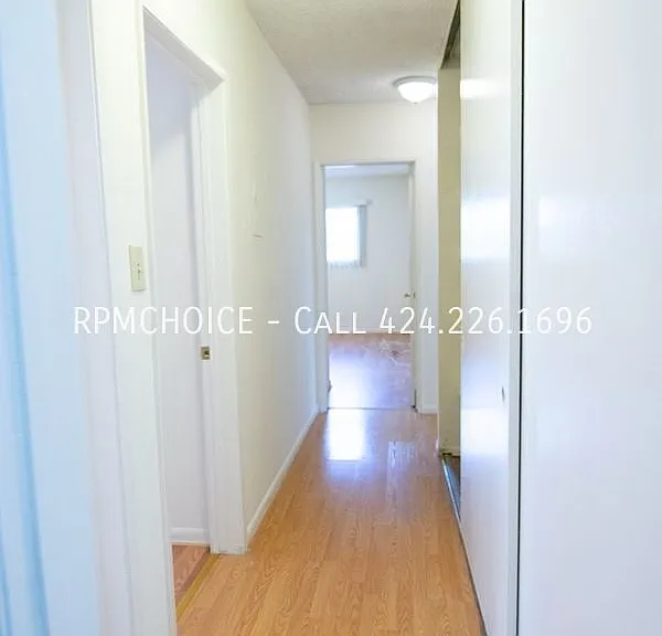 3560 Del Amo Blvd #A — Photo 15