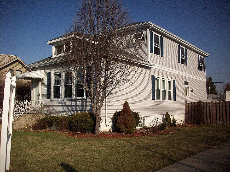 1st image of 7700 W Summerdale Ave