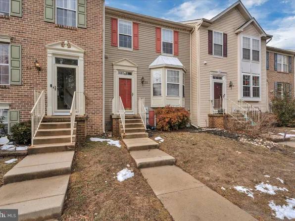 55 Coachlight Dr, Sicklerville, NJ 08081