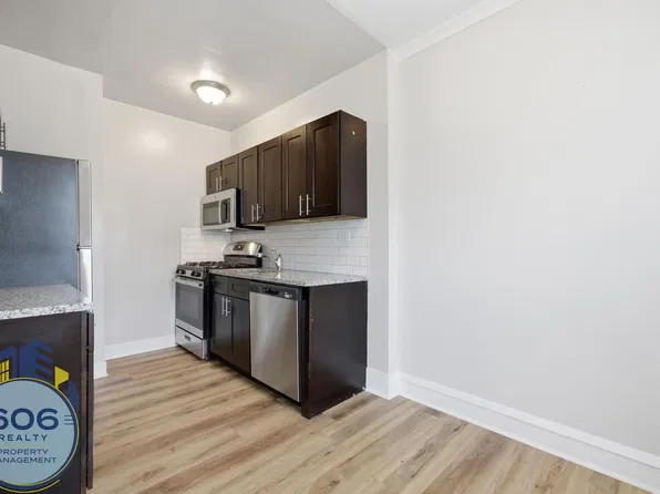 6746 N Ashland Ave #6748-405, Chicago, IL 60626