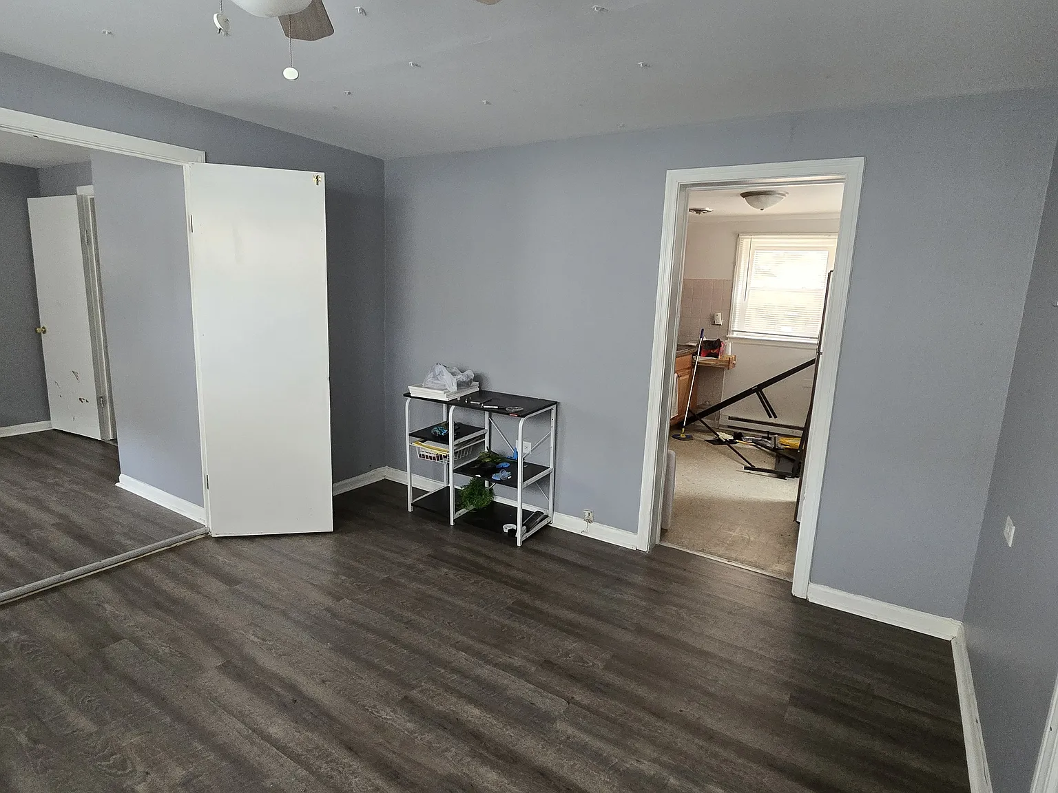 1 bed, 650 sqft, $1,300 — Photo 2