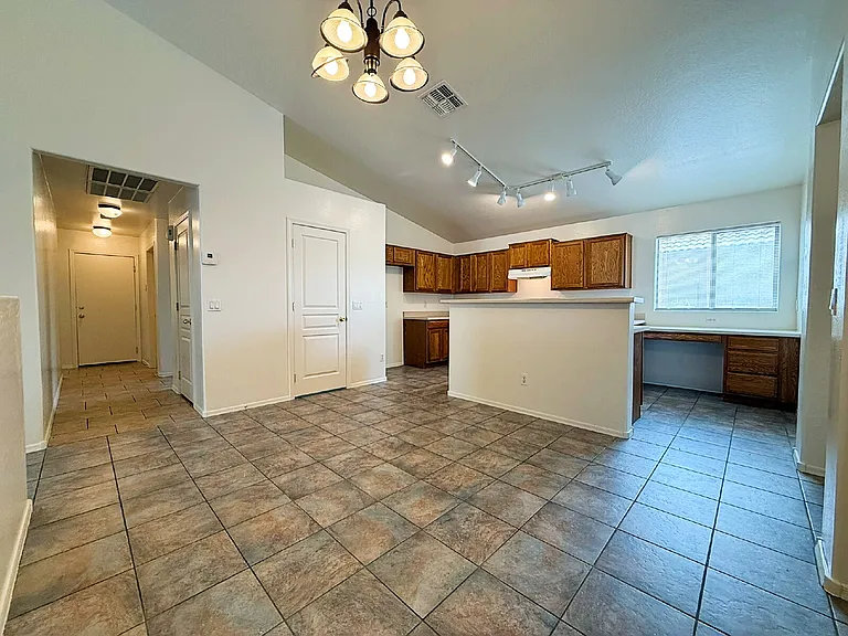 8062 W North Ln #109THDR — Photo 14