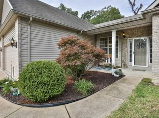 5053 Romaine Spring Dr, Fenton, MO 63026