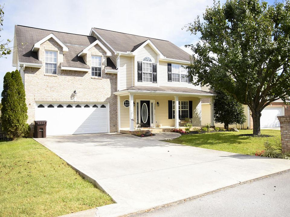 1st image of 3304 Franklin Creek Ln