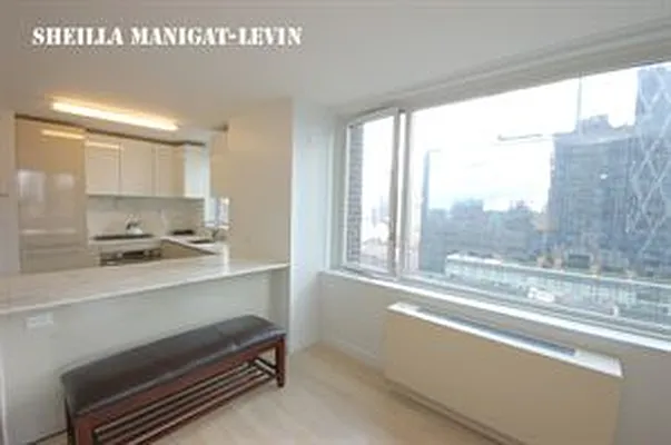 Rented by Douglas Elliman | media 28