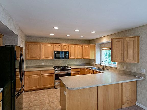 5th image of 1157 E Aviary Pl