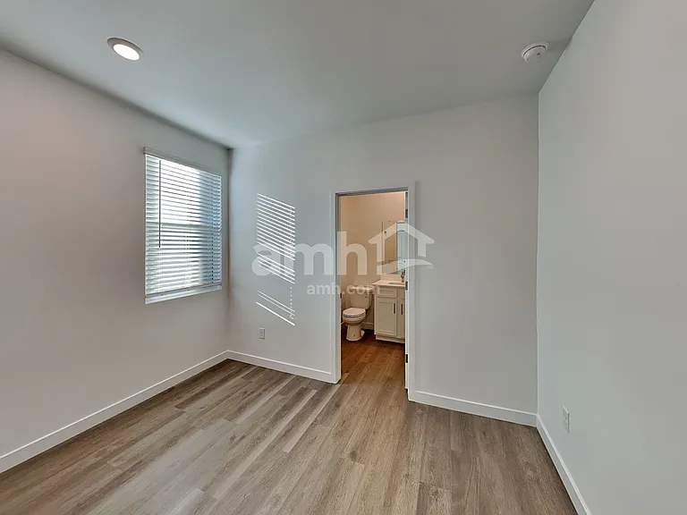 12311 W Burruel Creek Ln — Photo 20
