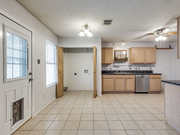 5th image of 4258 Estes Park Cir