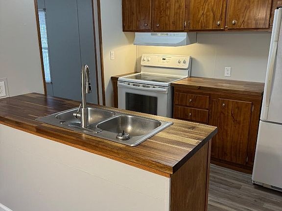 2nd image of 1248 Kathy Ave