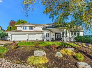 12305 SW Duchilly Ct, Tigard, OR 97224