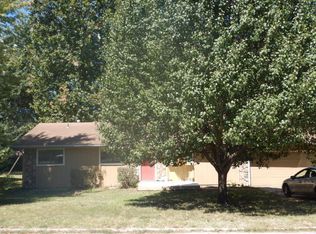 3733 S Moreland Ave, Springfield, MO 65807