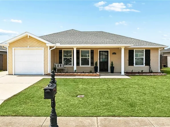 212 Allie Ln, Luling, LA 70070