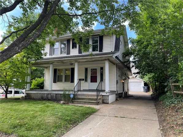 537 Archwood Ave, Akron, OH 44301