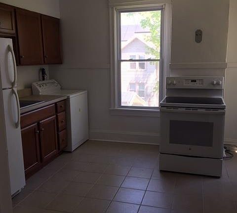 4th image of 13 Aitken Ave