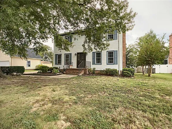 28 Sarfan Dr, Hampton, VA 23664