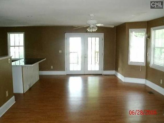 4th image of 4280 Greenwood Dr