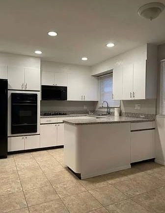 2nd image of 31 Jaffe St #31