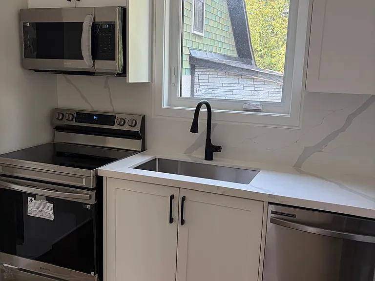 376 Mitchell Ave — Photo 6
