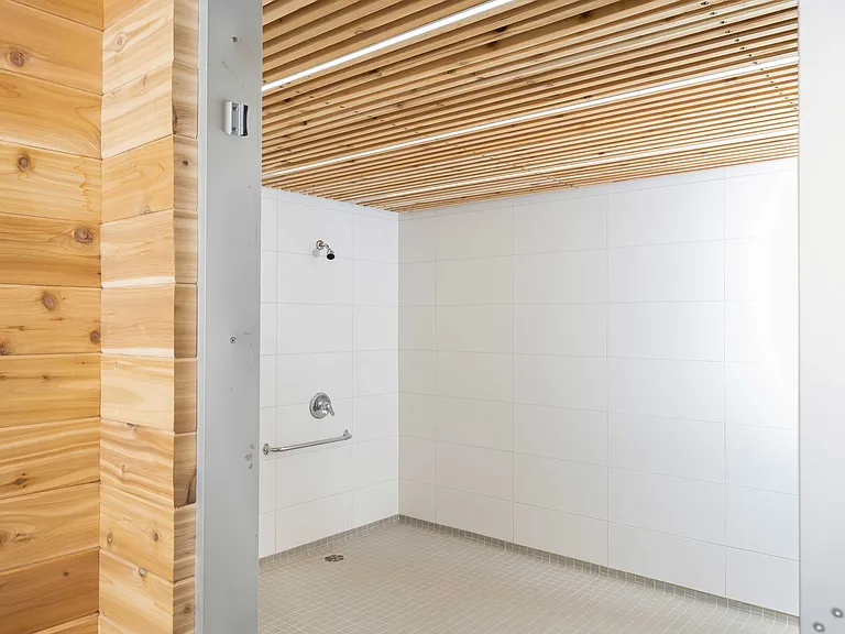 210 Oakland Ave — Photo 11