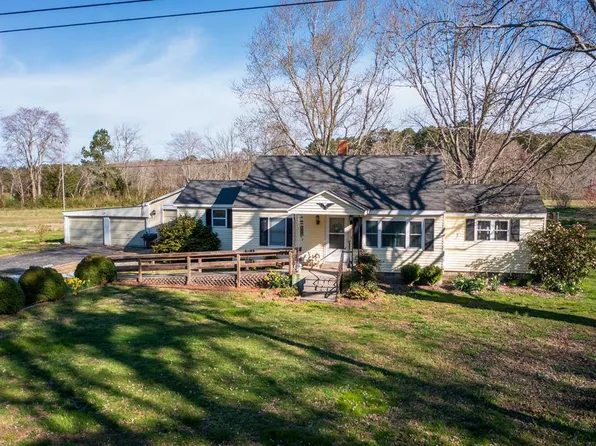 25099 Guilford Rd, Bloxom, VA 23308