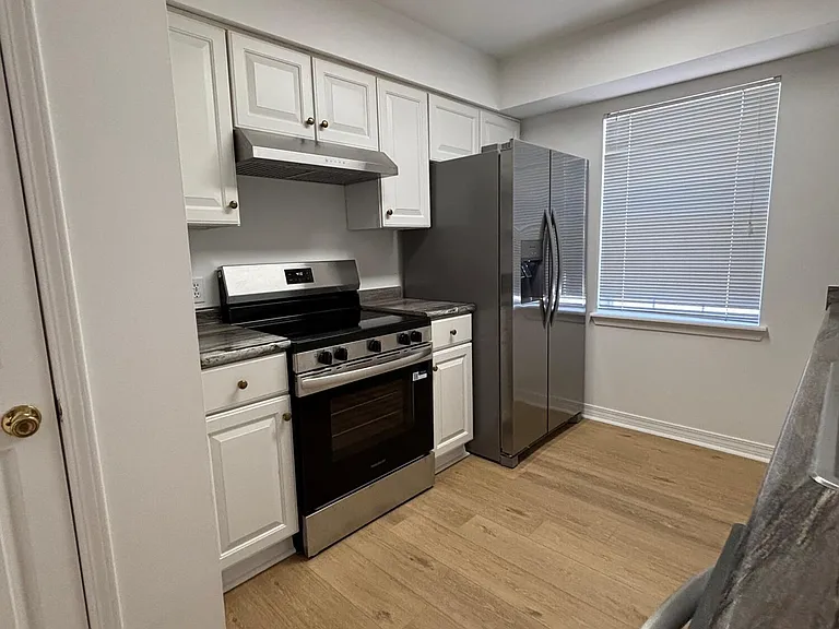 5402 Gex Dr — Photo 4