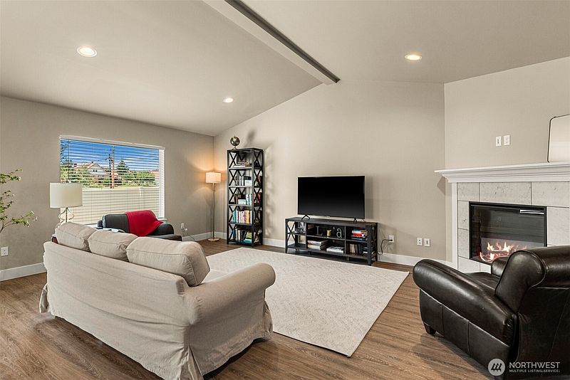 5th image of 12 Emma Drive