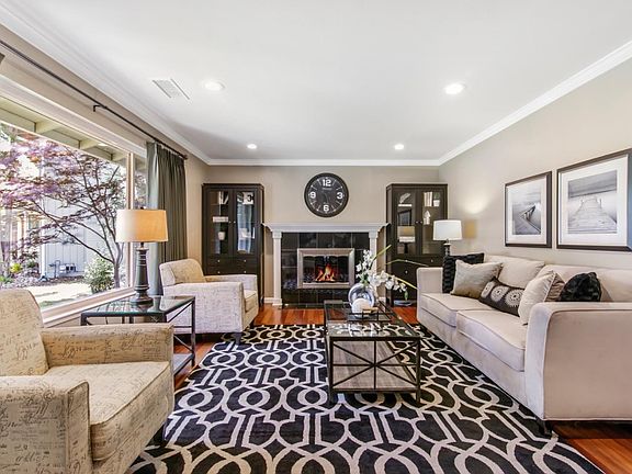 5th image of 1581 Alisal Ave