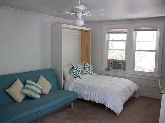 3rd image of 3085 Mary St #B