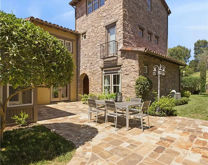 17 Sandalo Ct — Photo 45