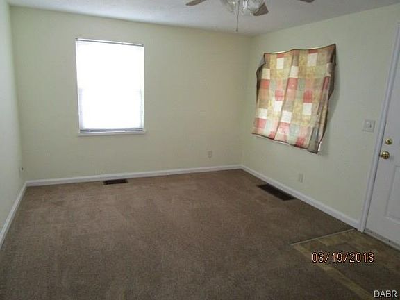 3rd image of 2125 Gipsy Dr
