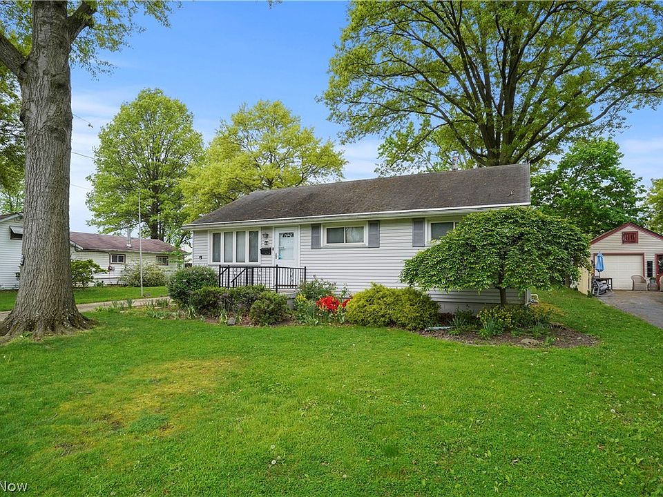 1st image of 44 Kroeck Ave