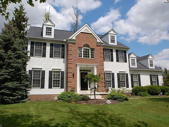 1st image of 100 Ambrose Dr