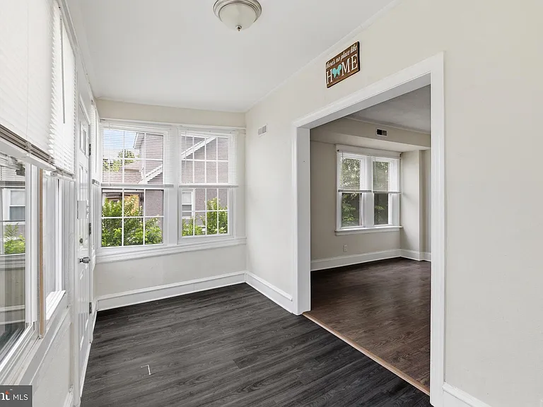 820 Greenhill Rd — Photo 4