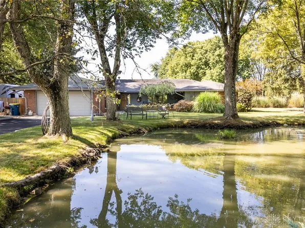 8397 N Kimmel Rd, Clayton, OH 45315